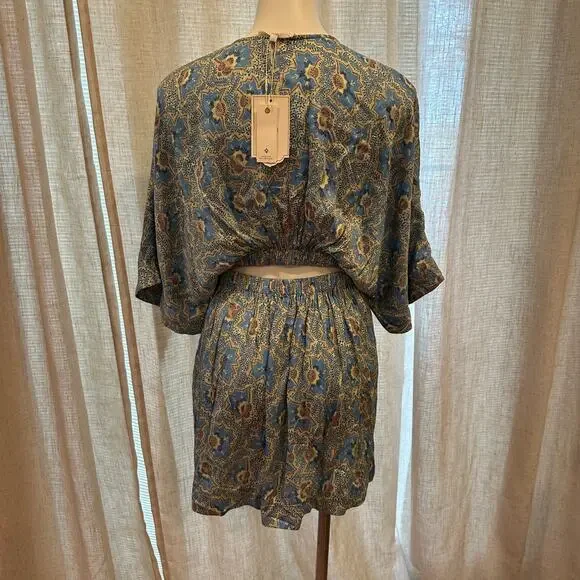NEW Omika Margot Mini Dress sz S Boho V Neck Open Back mini dress